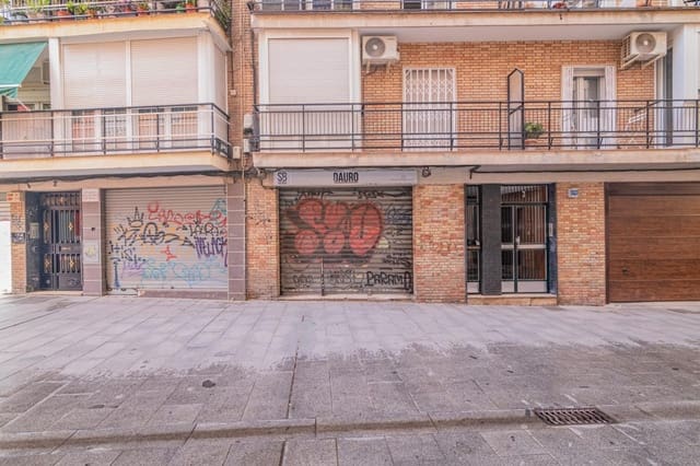 Commercieel te koop in Granada stad - € 290.000 (Ref: 9431264)