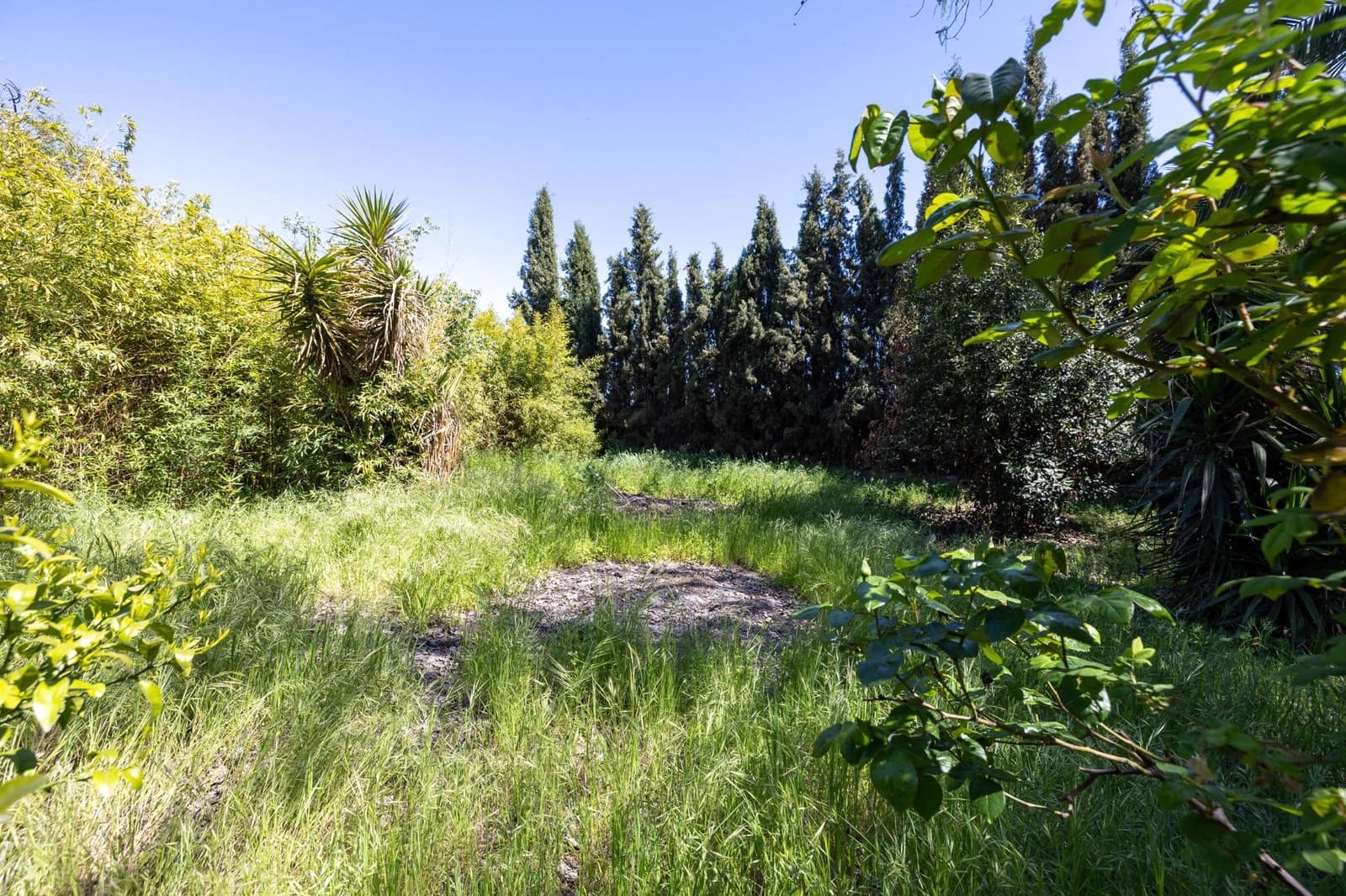 5 soveværelse Finca/Landehus til salg i Granada by med swimmingpool garage - € 680.000 (Ref: 9434947)