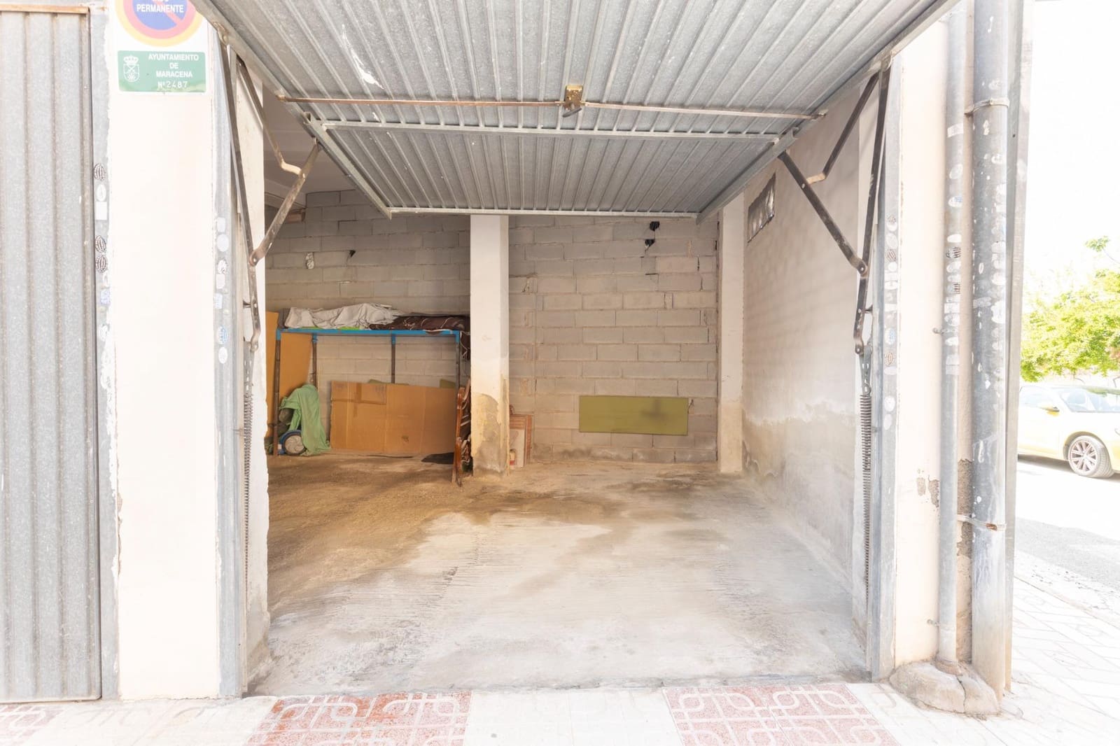 Komercyjne na sprzedaż w Maracena z garażem - 125 000 € (Ref: 9434949)