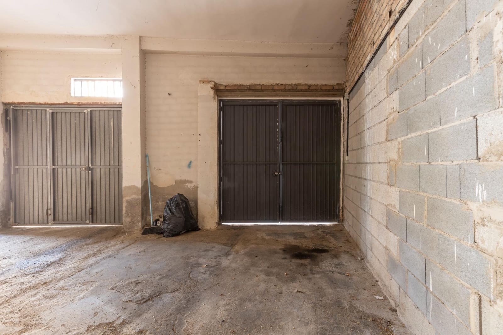 Komercyjne na sprzedaż w Maracena z garażem - 125 000 € (Ref: 9434949)