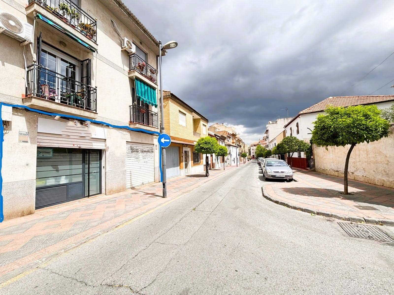 Commerciale in vendita in Armilla con garage - 87.000 € (Rif: 9434951)