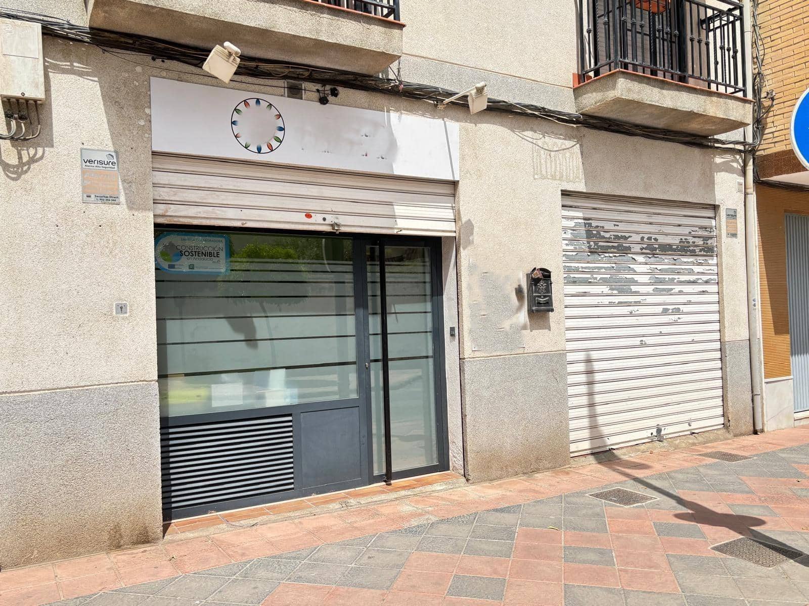 Commerciale in vendita in Armilla con garage - 87.000 € (Rif: 9434951)