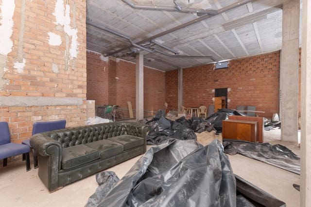 Erhverv til salg i Armilla - € 74.900 (Ref: 9434955)