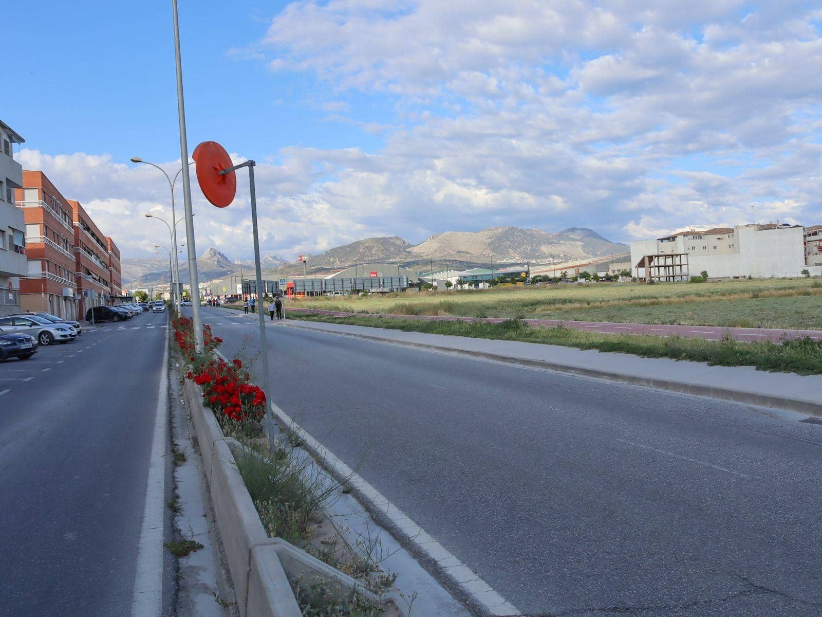 Commercial for sale in Albolote - € 80,000 (Ref: 9434956)