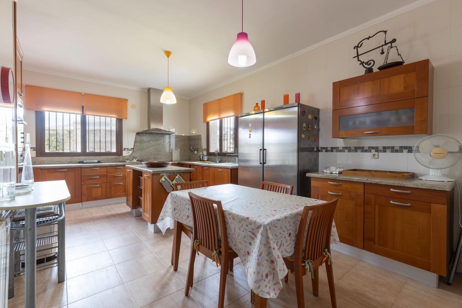 4 sypialnia Willa na sprzedaż w Motril z basenem garażem - 630 000 € (Ref: 9434960)