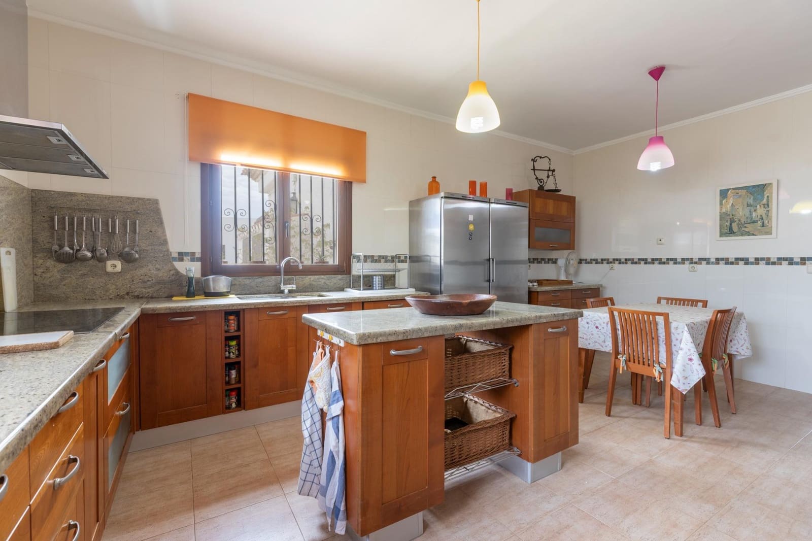 4 sypialnia Willa na sprzedaż w Motril z basenem garażem - 630 000 € (Ref: 9434960)