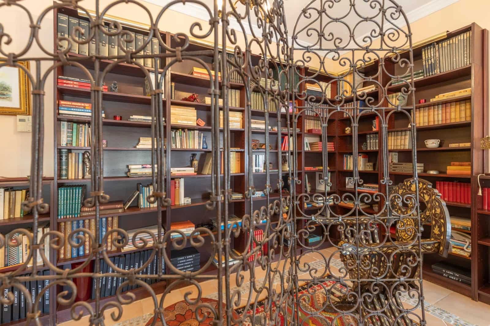 4 sypialnia Willa na sprzedaż w Motril z basenem garażem - 630 000 € (Ref: 9434960)