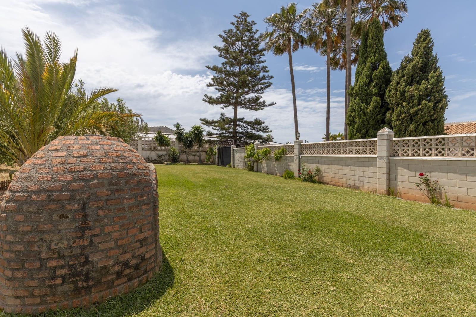 4 sypialnia Willa na sprzedaż w Motril z basenem garażem - 630 000 € (Ref: 9434960)