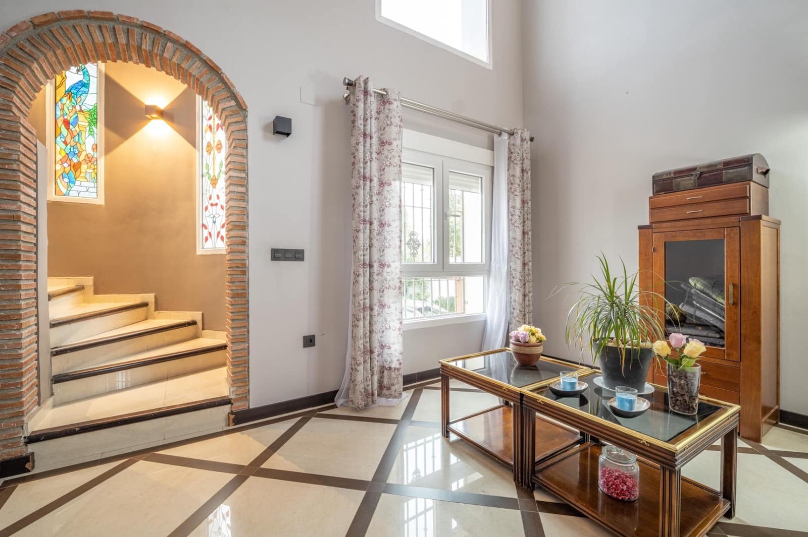 6 soverom Villa til salgs i Otura med svømmebasseng garasje - € 445 000 (Ref: 9434961)