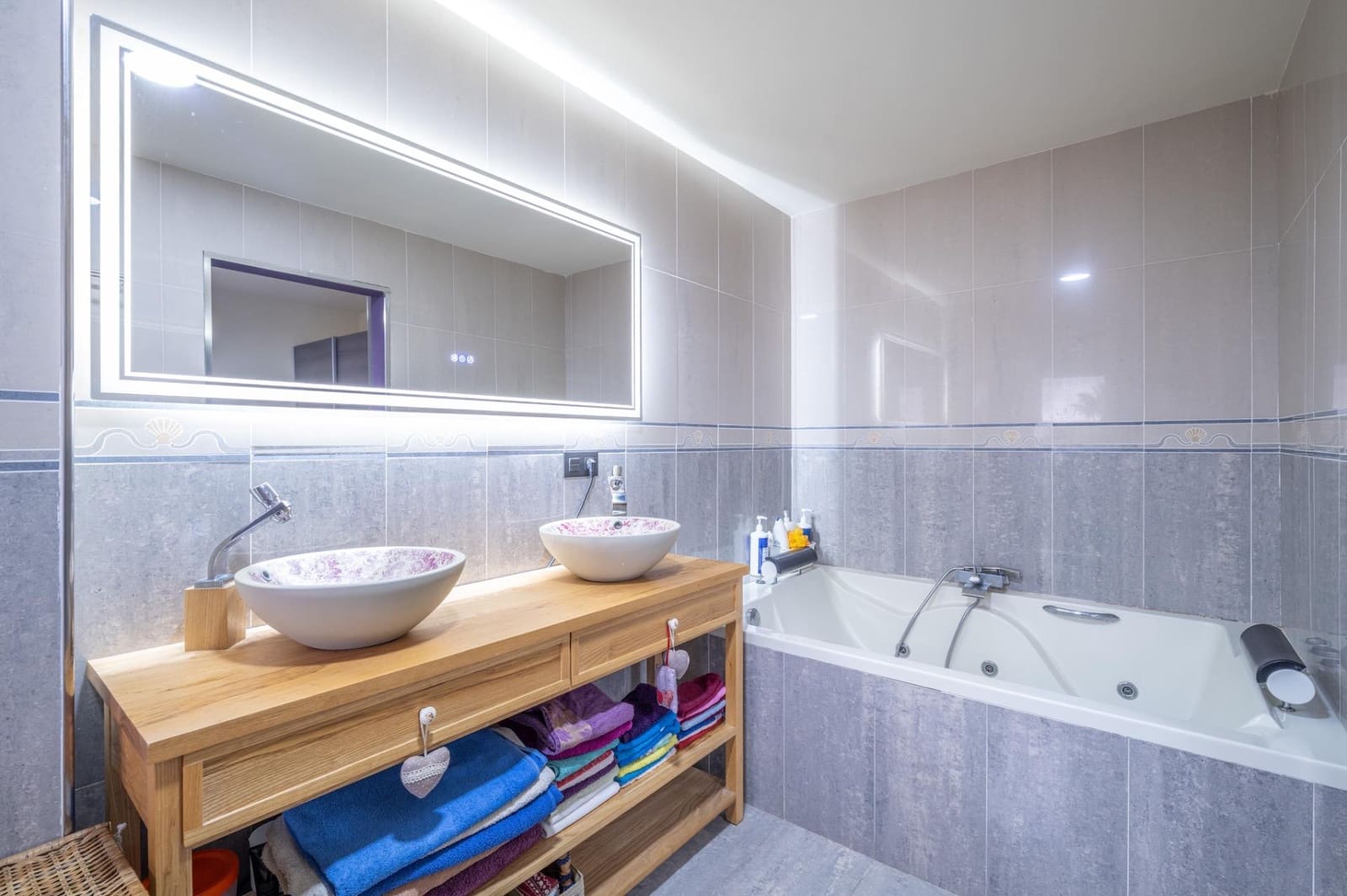 6 soverom Villa til salgs i Otura med svømmebasseng garasje - € 445 000 (Ref: 9434961)