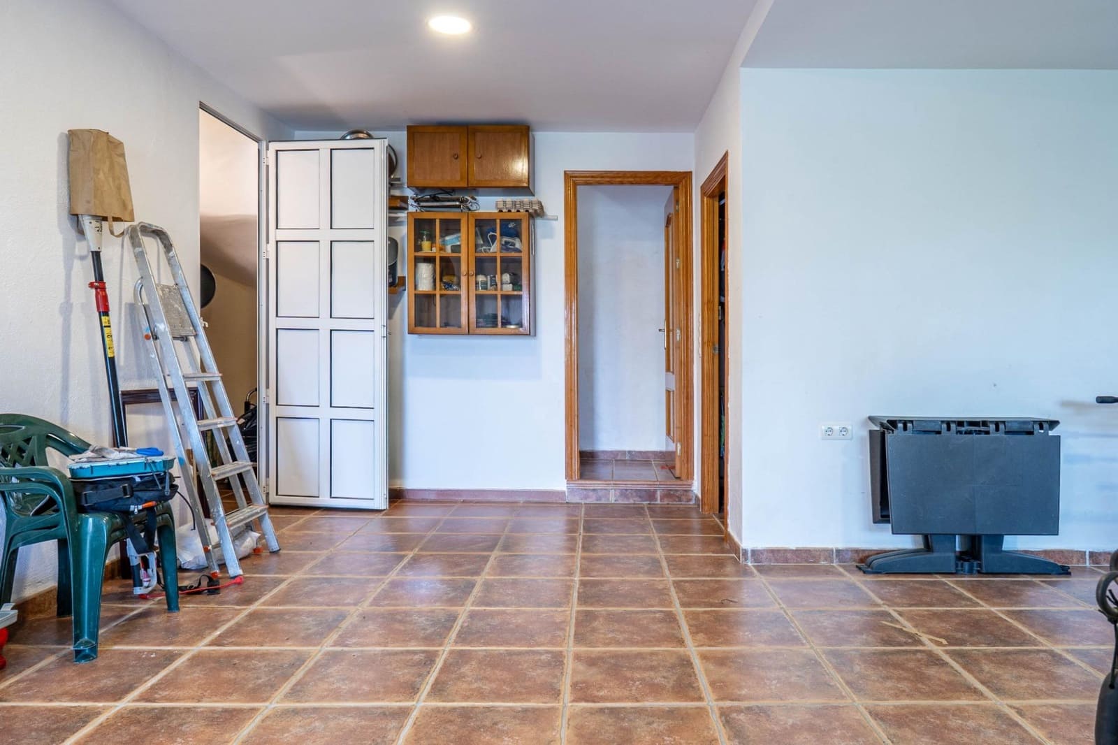 3 bedroom Villa for sale in La Zubia with pool garage - € 350,000 (Ref: 9434962)