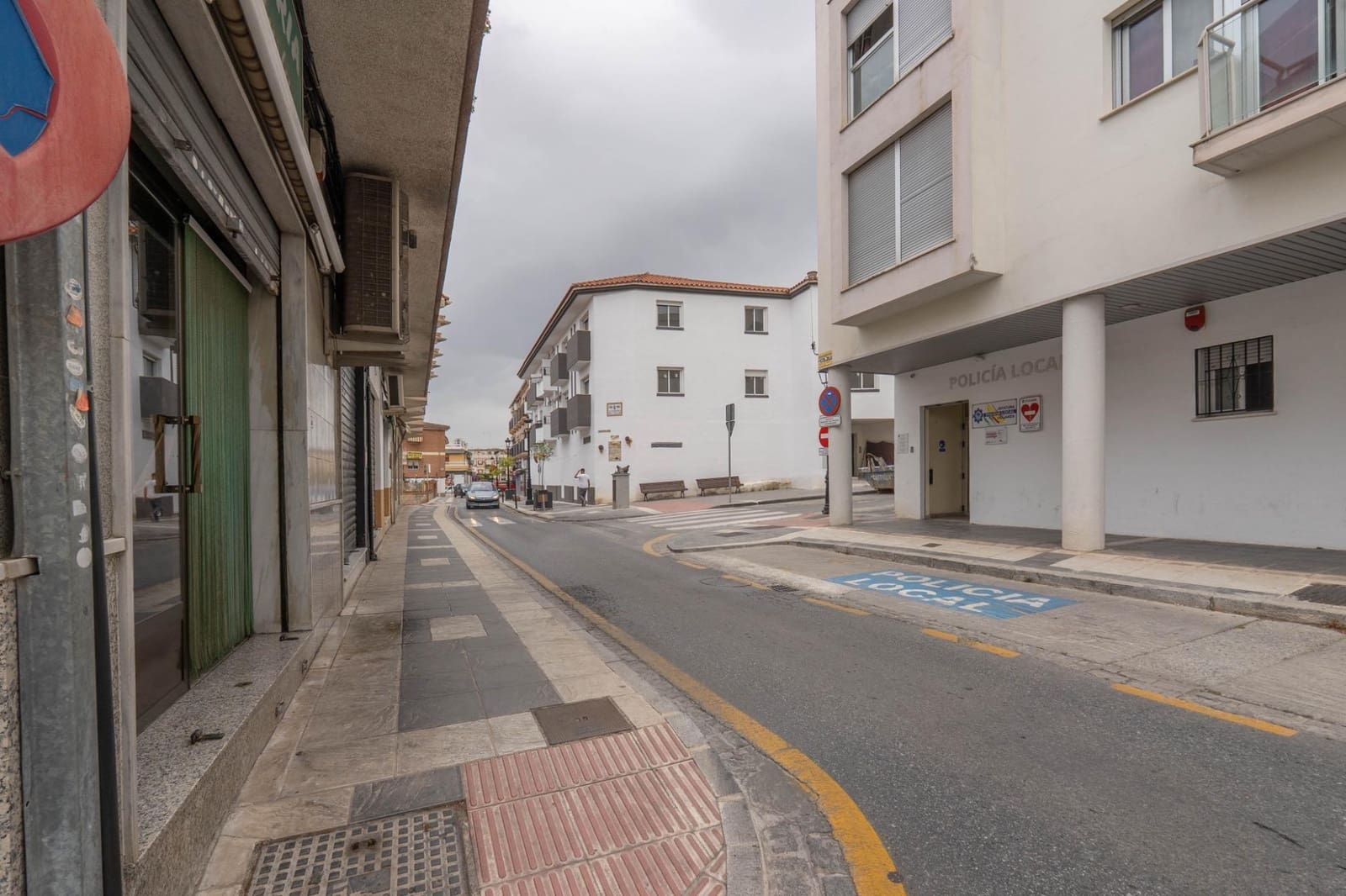 5 bedroom Terraced Villa for sale in Ogijares - € 268,000 (Ref: 9434963)