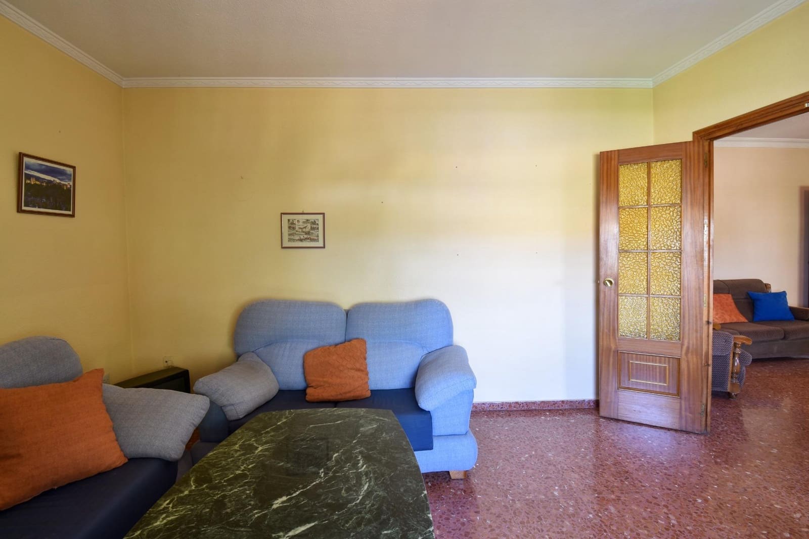 10 bedroom Villa for sale in Padul with pool garage - € 320,000 (Ref: 9434965)