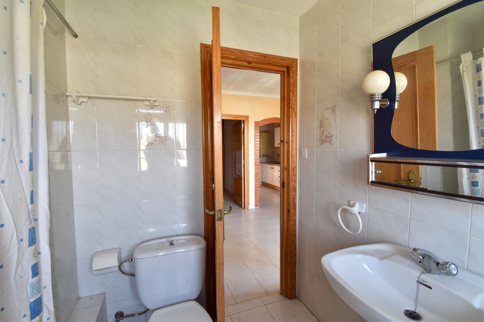 10 bedroom Villa for sale in Padul with pool garage - € 320,000 (Ref: 9434965)