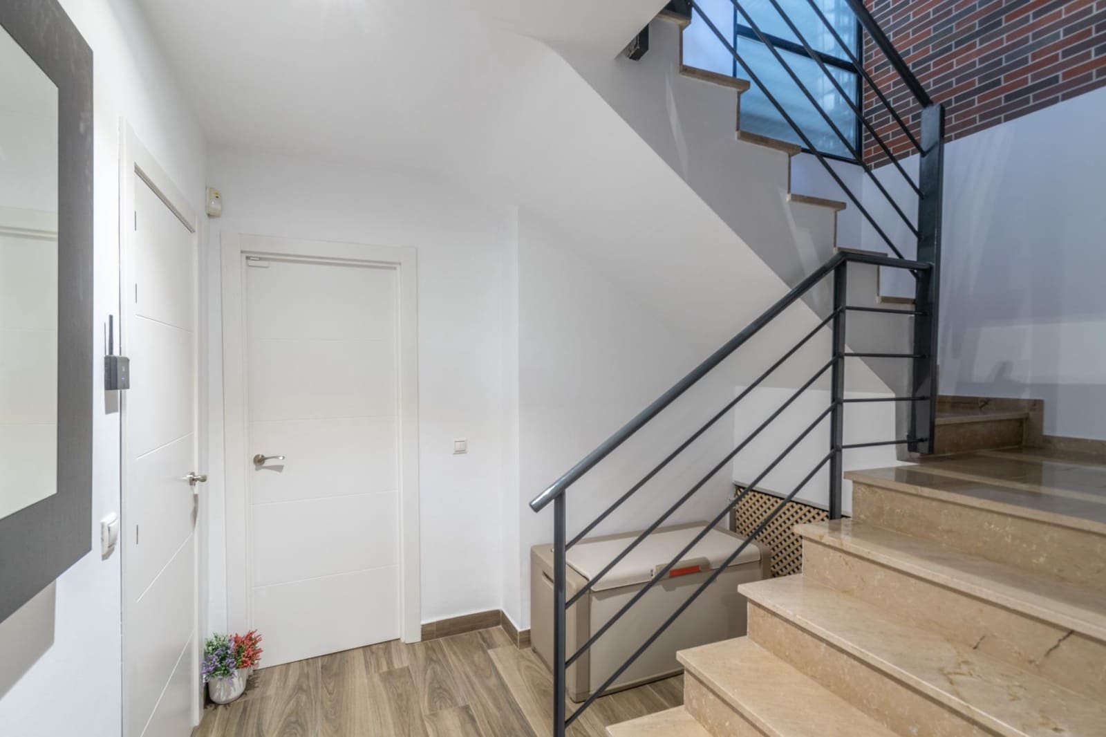 4 soverom Villa til salgs i Alhendin med svømmebasseng garasje - € 469 000 (Ref: 9434967)