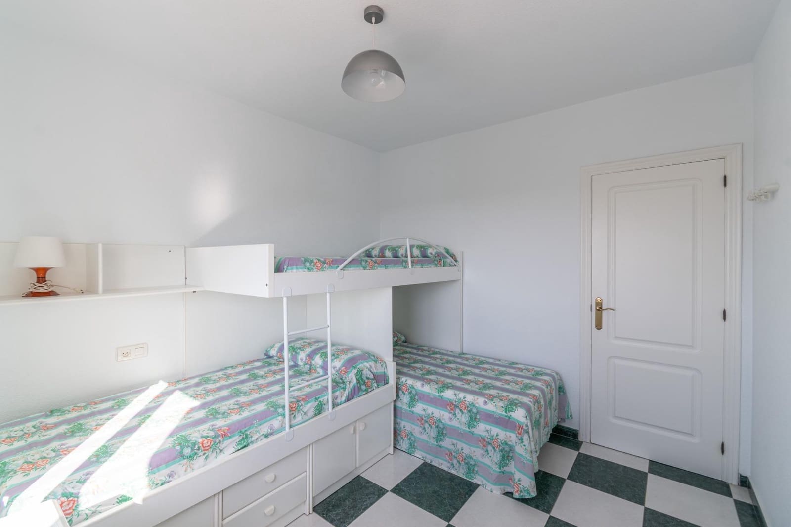 3 sypialnia Mieszkanie na sprzedaż w Salobrena z basenem garażem - 320 000 € (Ref: 9434968)