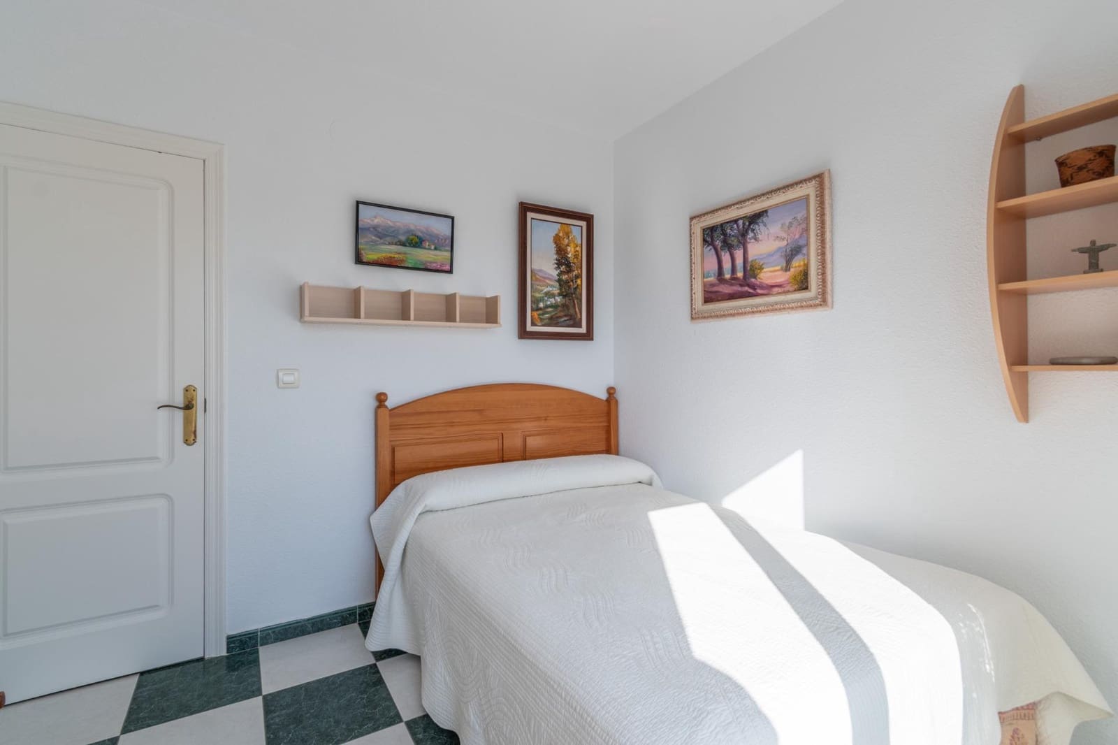 3 sypialnia Mieszkanie na sprzedaż w Salobrena z basenem garażem - 320 000 € (Ref: 9434968)