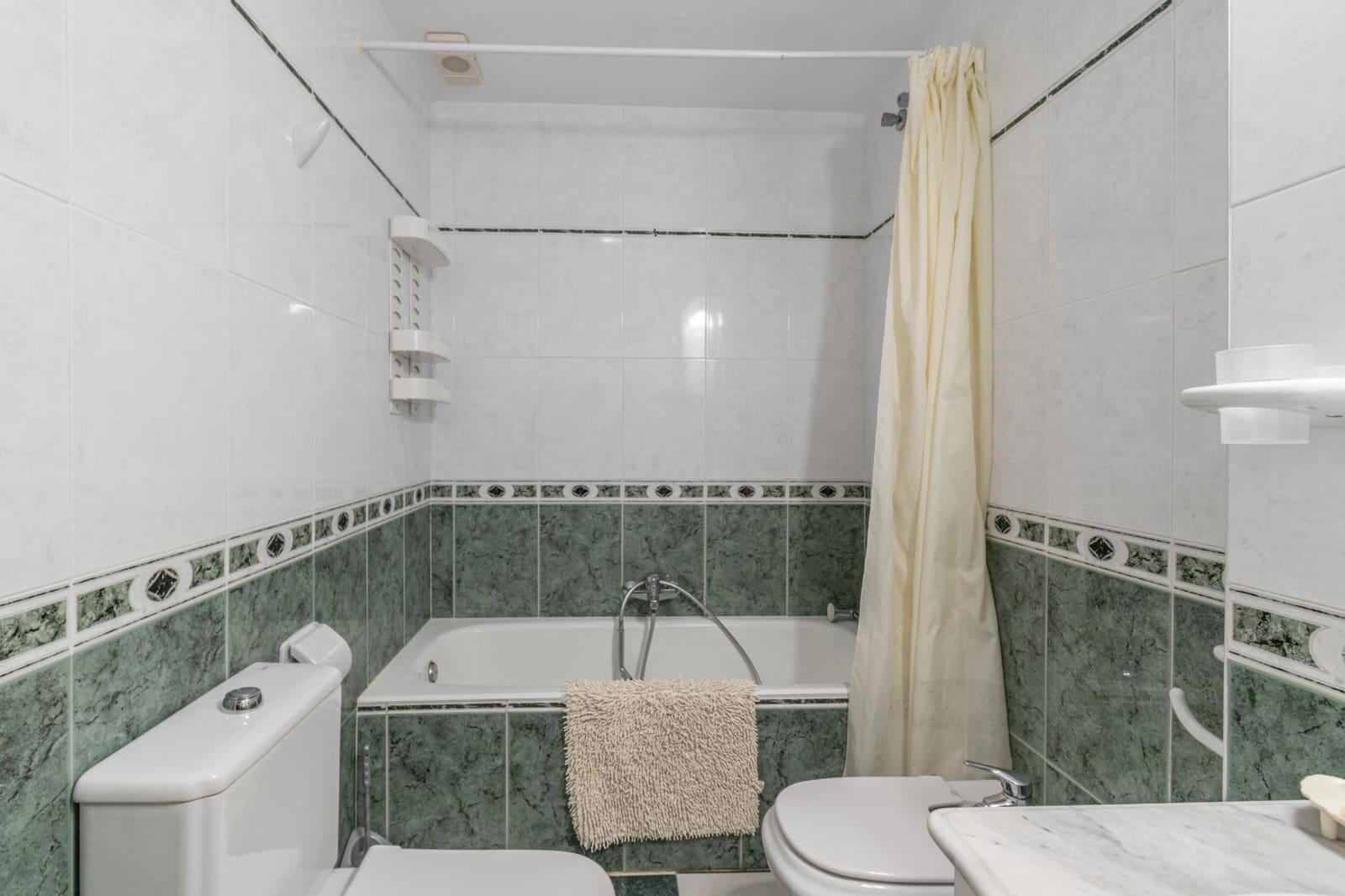 3 sypialnia Mieszkanie na sprzedaż w Salobrena z basenem garażem - 320 000 € (Ref: 9434968)