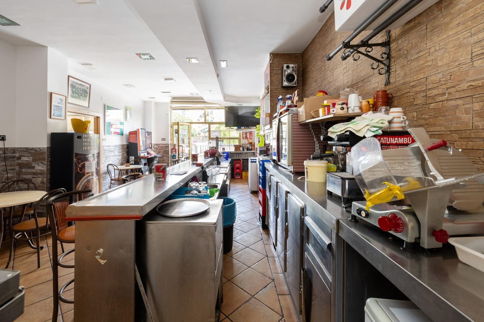 Virksomhed til salg i Granada by - € 280.000 (Ref: 9434969)