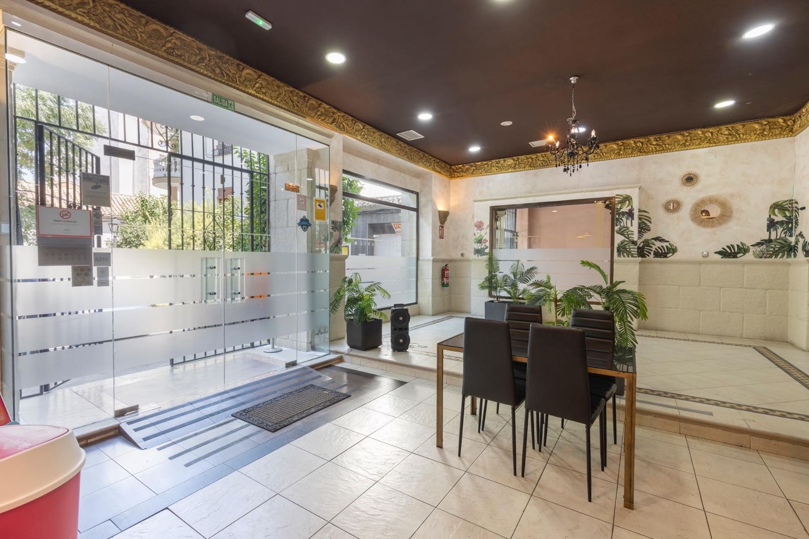 Business for sale in La Zubia - € 45,000 (Ref: 9434970)