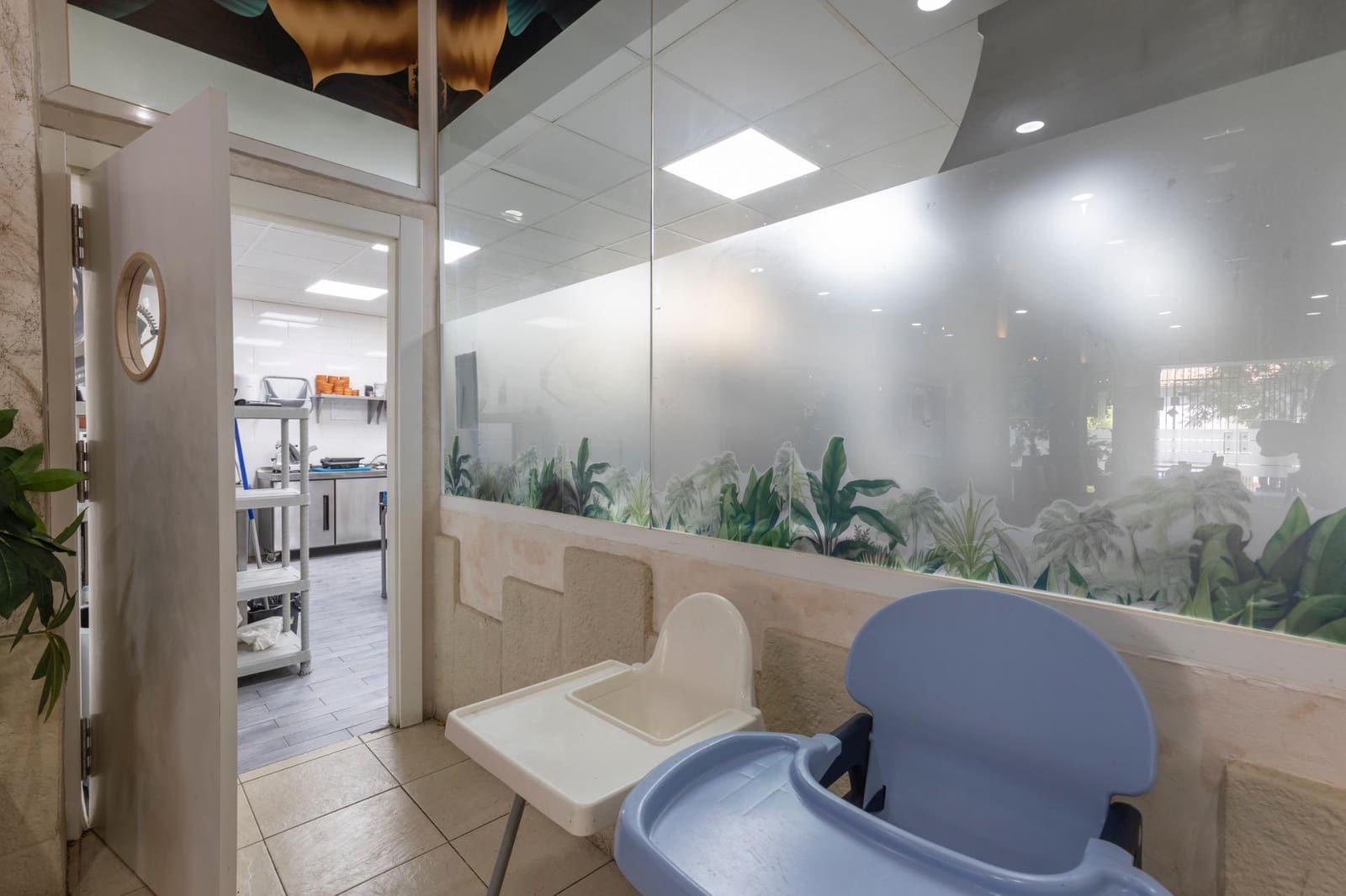 Business for sale in La Zubia - € 45,000 (Ref: 9434970)