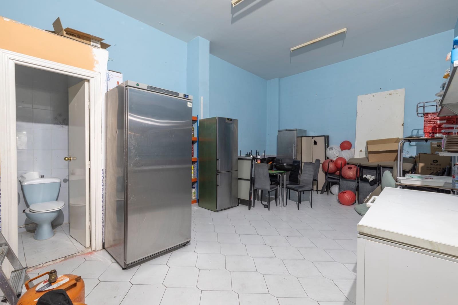 Business for sale in La Zubia - € 45,000 (Ref: 9434970)