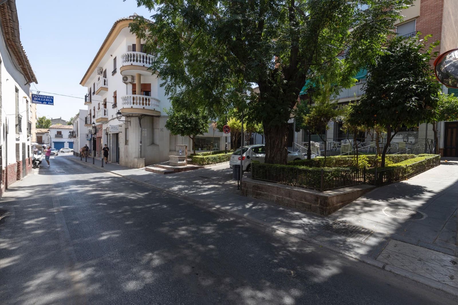 Business for sale in La Zubia - € 45,000 (Ref: 9434970)