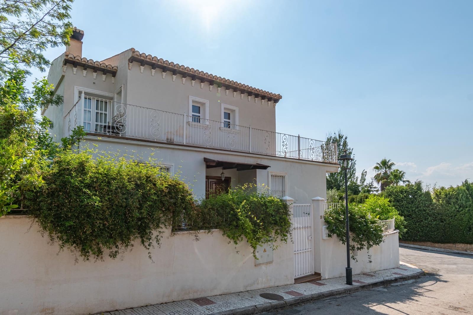 5 soveværelse Villa til salg i Monachil med swimmingpool garage - € 459.000 (Ref: 9434971)