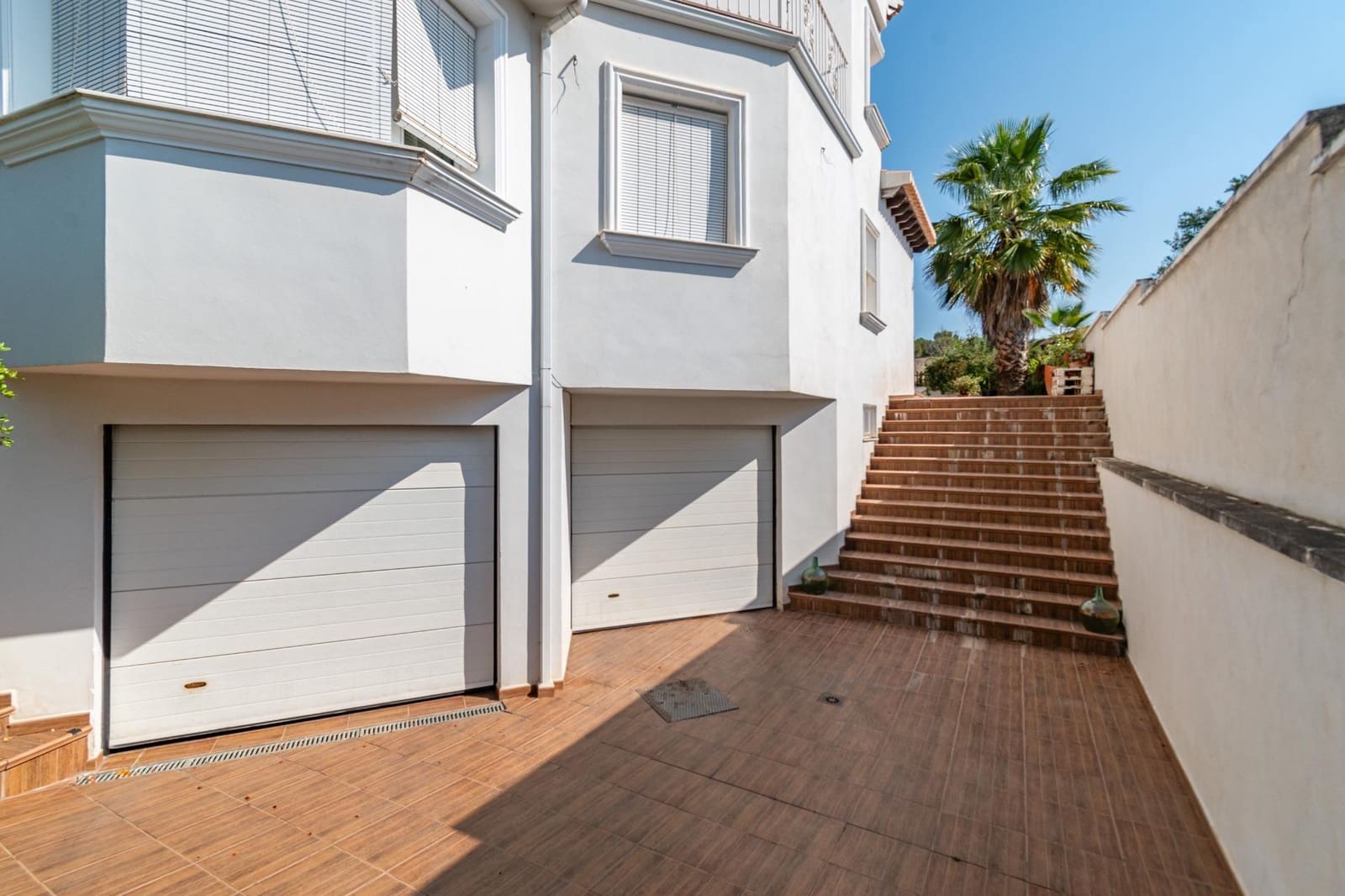 5 soveværelse Villa til salg i Monachil med swimmingpool garage - € 459.000 (Ref: 9434971)