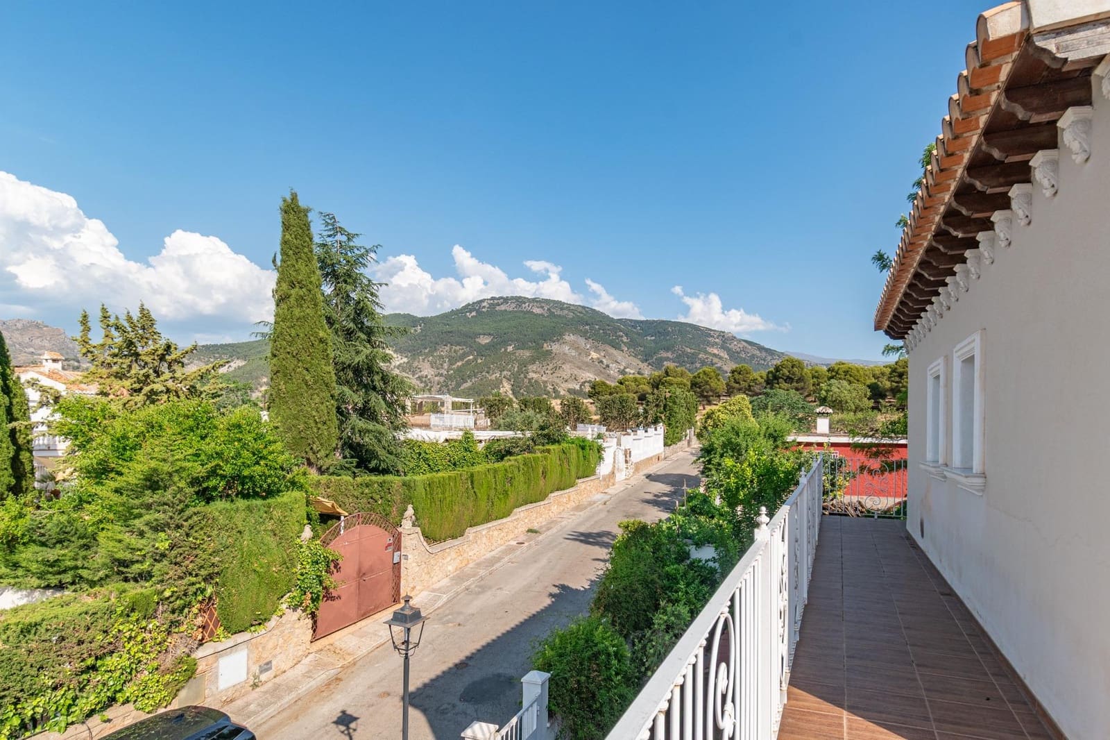 5 soveværelse Villa til salg i Monachil med swimmingpool garage - € 459.000 (Ref: 9434971)