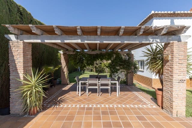 5 soveværelse Villa til salg i Gójar med swimmingpool garage - € 467.000 (Ref: 9434973)