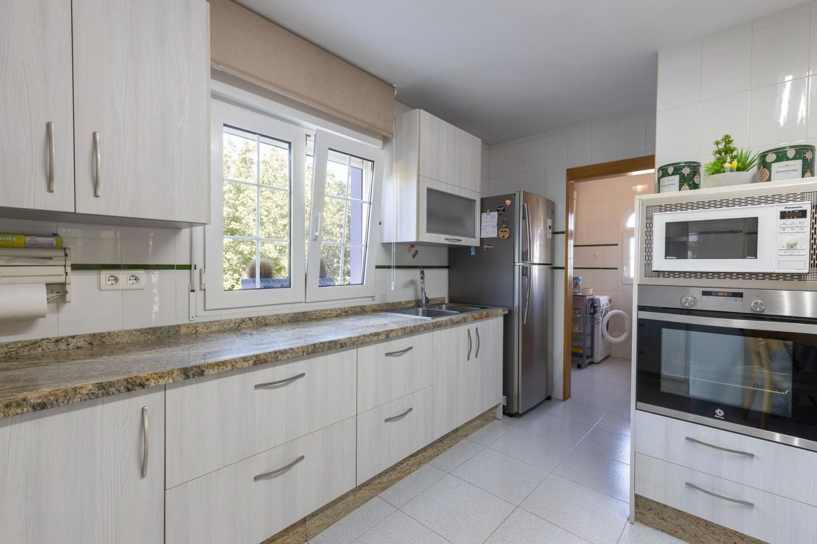 5 soveværelse Villa til salg i Gojar med swimmingpool garage - € 467.000 (Ref: 9434973)