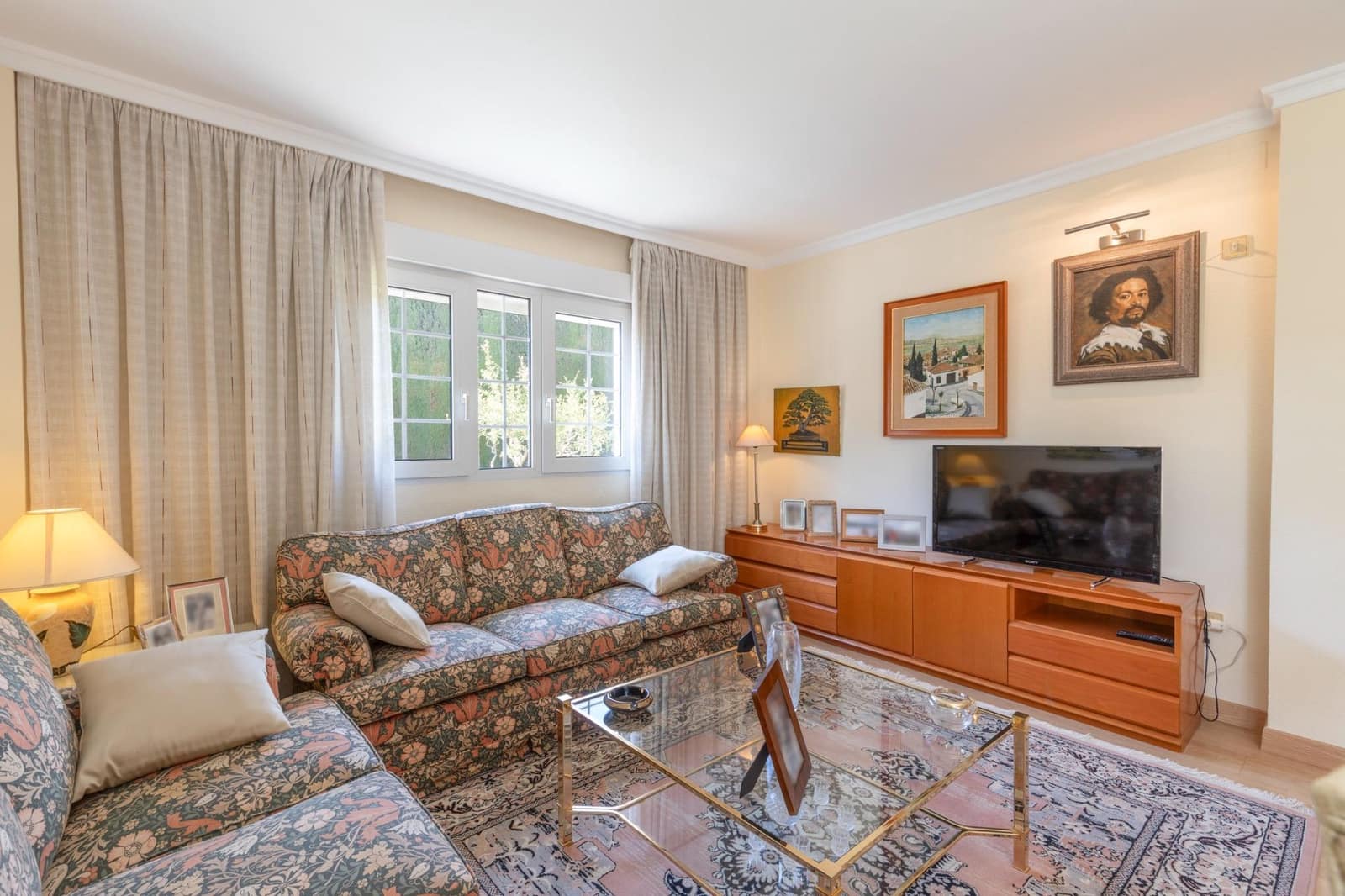 5 soveværelse Villa til salg i Gojar med swimmingpool garage - € 467.000 (Ref: 9434973)