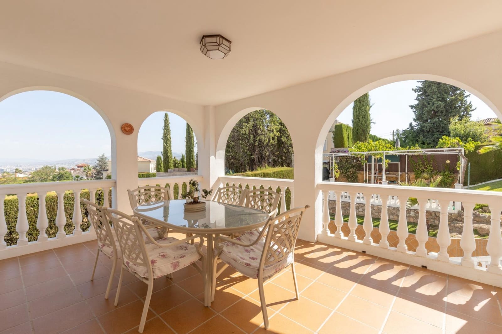 5 soveværelse Villa til salg i Gojar med swimmingpool garage - € 467.000 (Ref: 9434973)