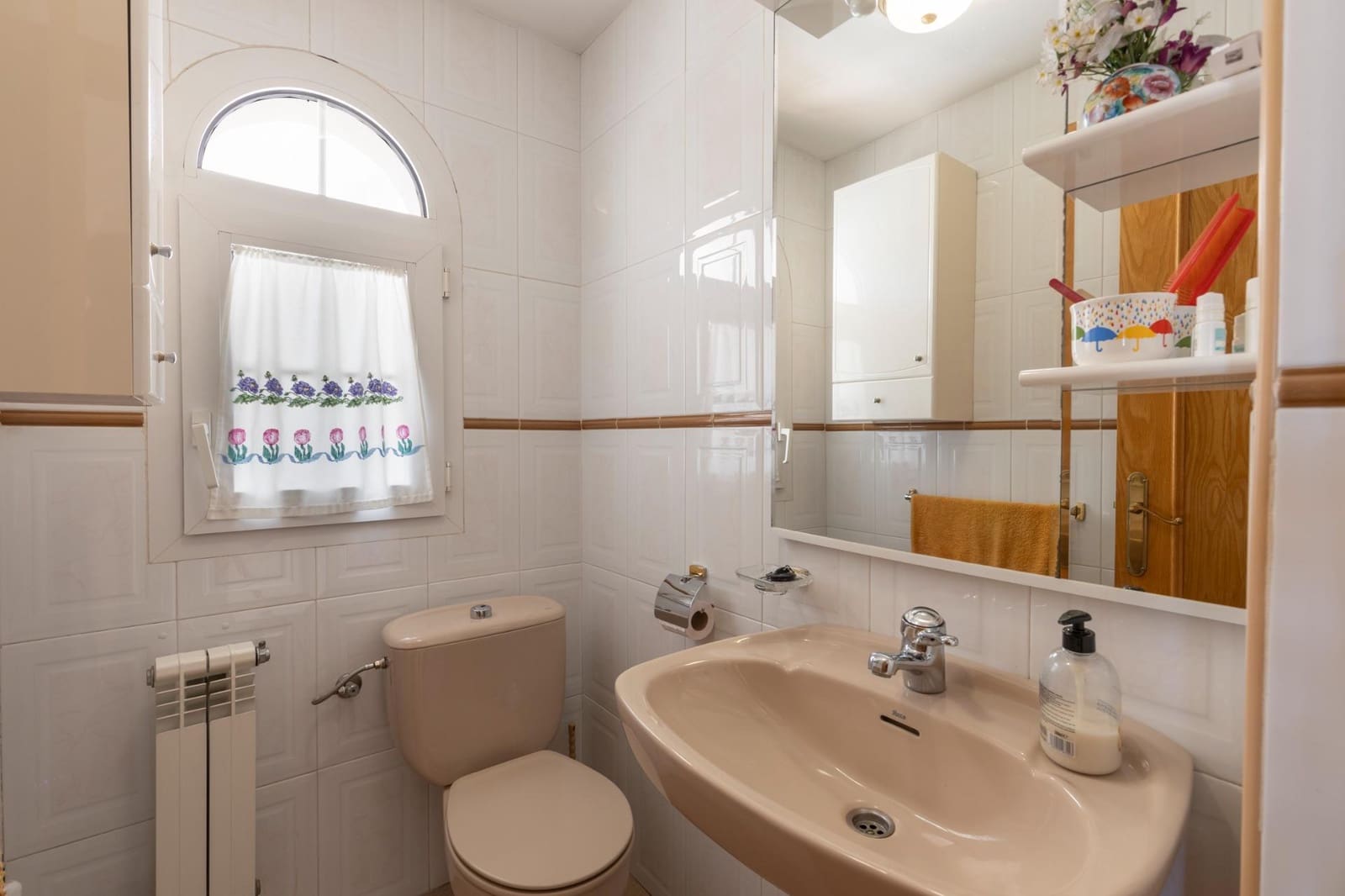 5 soveværelse Villa til salg i Gojar med swimmingpool garage - € 467.000 (Ref: 9434973)