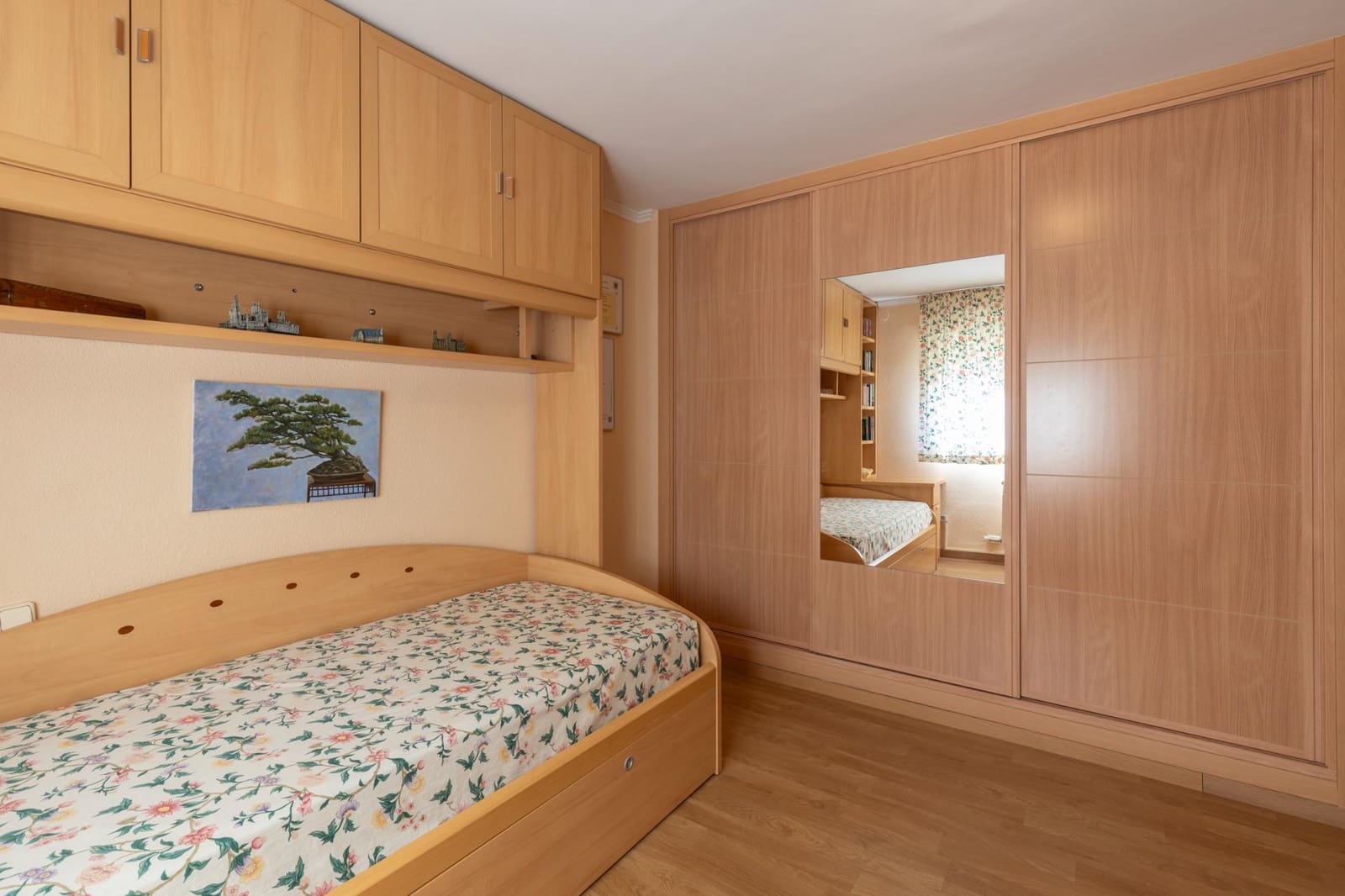 5 soveværelse Villa til salg i Gojar med swimmingpool garage - € 467.000 (Ref: 9434973)