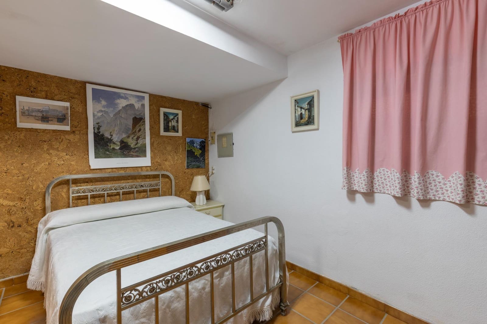 5 soveværelse Villa til salg i Gojar med swimmingpool garage - € 467.000 (Ref: 9434973)