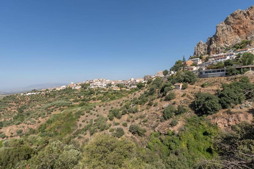 8 slaapkamer Finca/Landhuis te koop in Cogollos Vega - € 70.000 (Ref: 9434975)