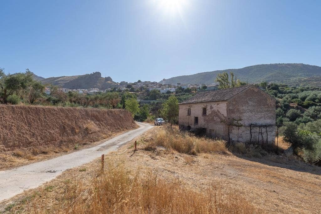 8 slaapkamer Finca/Landhuis te koop in Cogollos Vega - € 70.000 (Ref: 9434975)