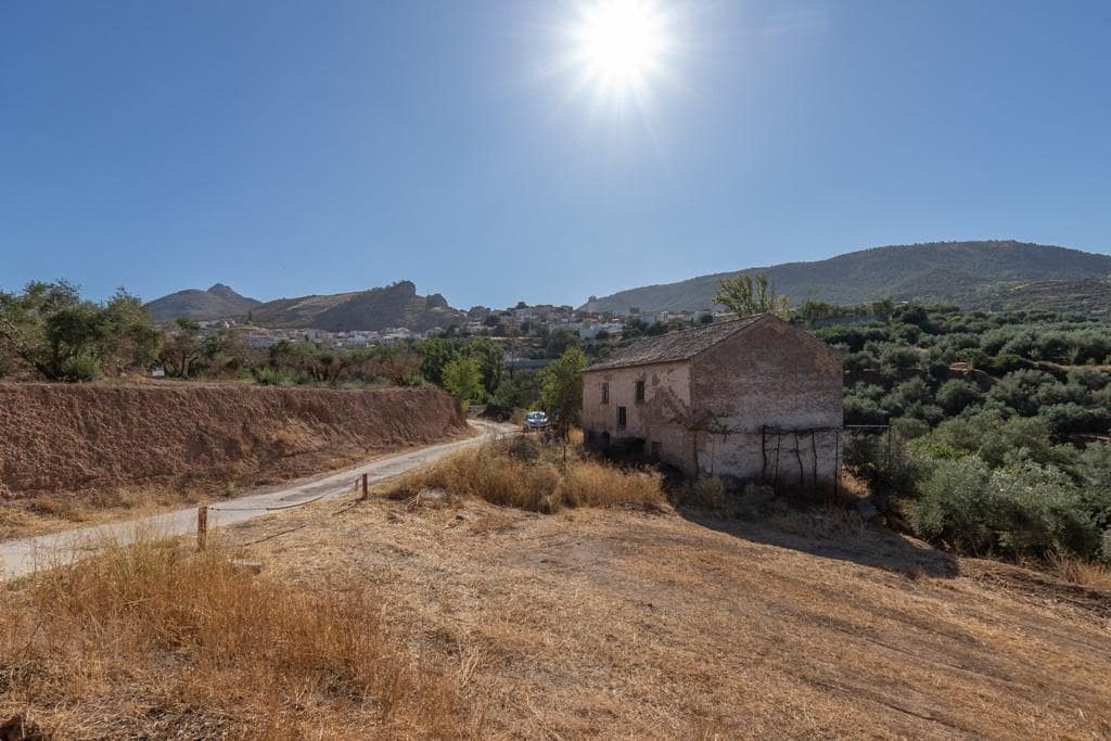 8 slaapkamer Finca/Landhuis te koop in Cogollos Vega - € 70.000 (Ref: 9434975)