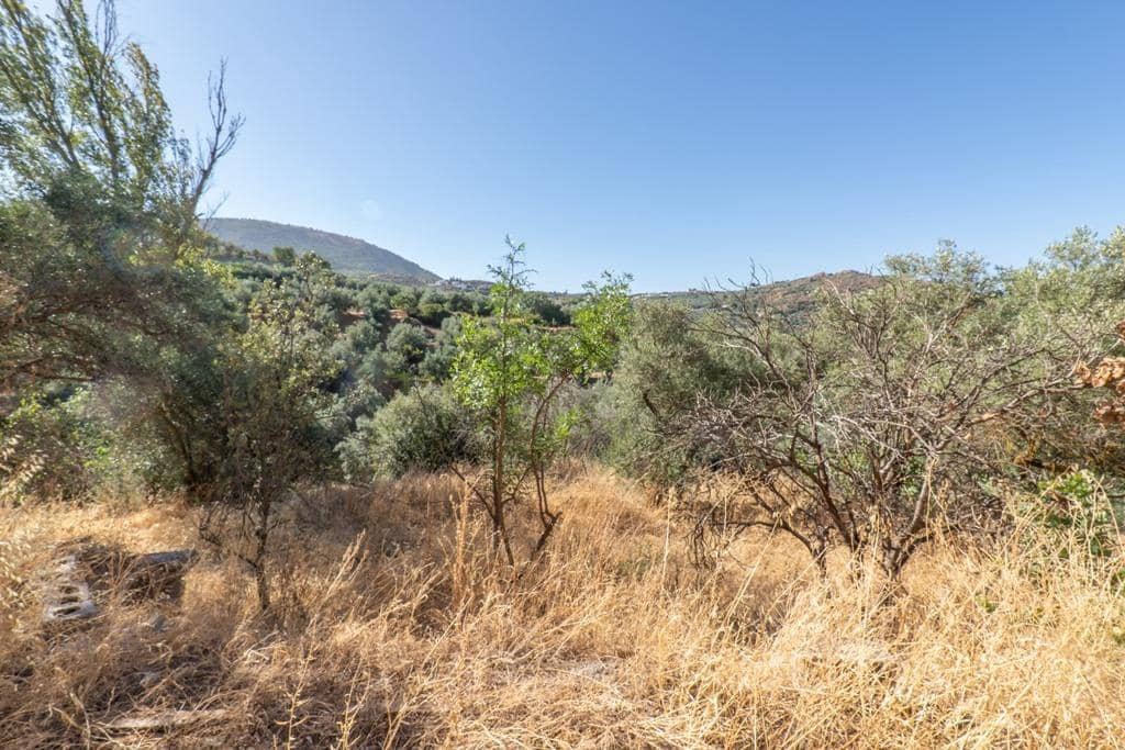 8 slaapkamer Finca/Landhuis te koop in Cogollos Vega - € 70.000 (Ref: 9434975)