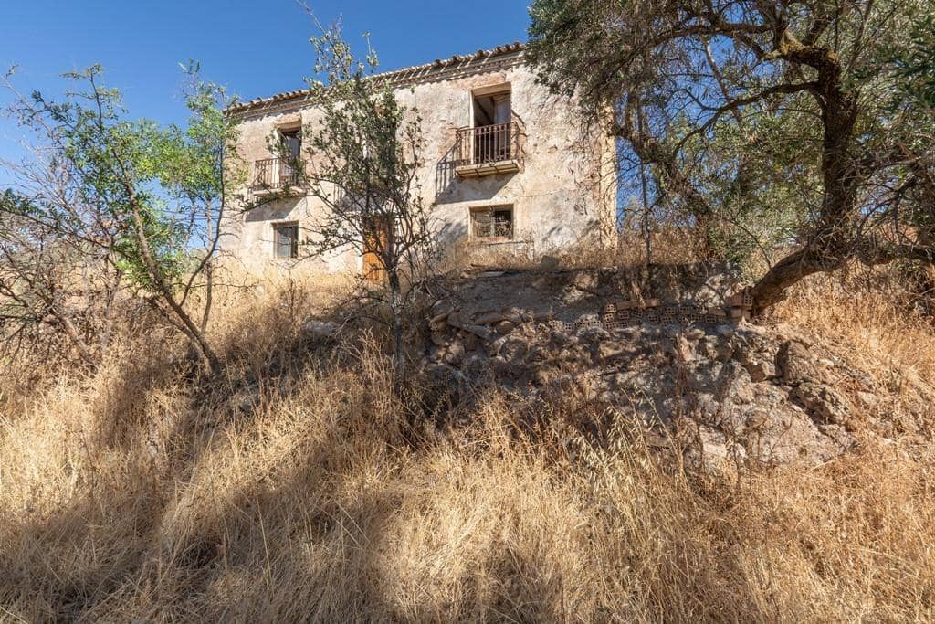 8 slaapkamer Finca/Landhuis te koop in Cogollos Vega - € 70.000 (Ref: 9434975)