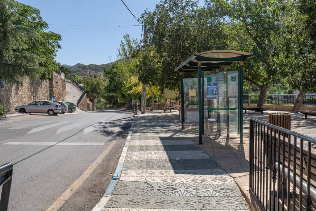 8 slaapkamer Finca/Landhuis te koop in Cogollos Vega - € 70.000 (Ref: 9434975)