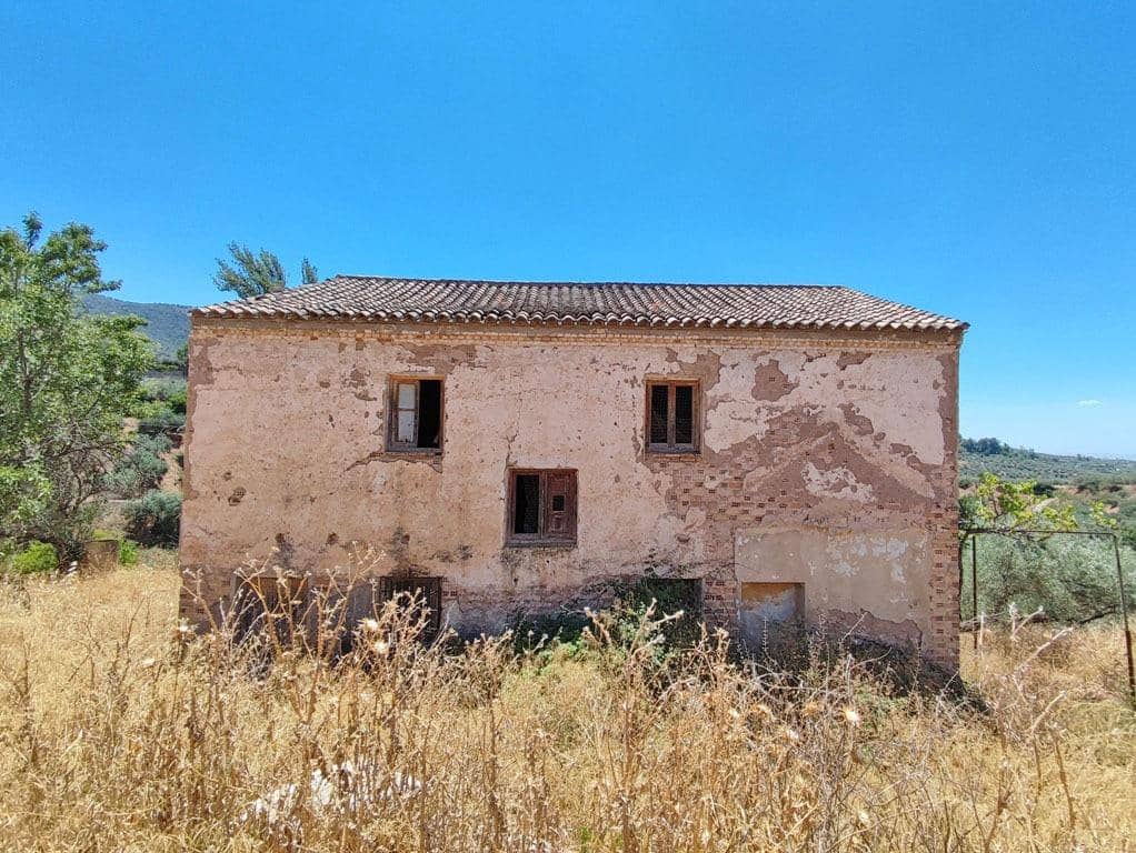 8 slaapkamer Finca/Landhuis te koop in Cogollos Vega - € 70.000 (Ref: 9434975)