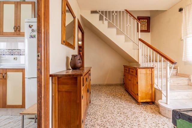 4 chambre Villa/Maison à vendre à Albaicin, Grenade ville avec piscine garage - 288 000 € (Ref: 9434977)