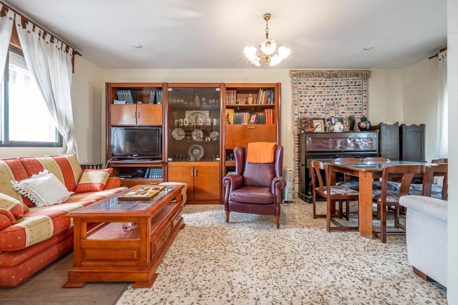 4 chambre Villa/Maison à vendre à Grenade ville avec piscine garage - 288 000 € (Ref: 9434977)