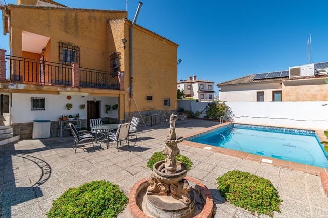 5 soveværelse Villa til salg i Otura med swimmingpool - € 310.000 (Ref: 9434981)