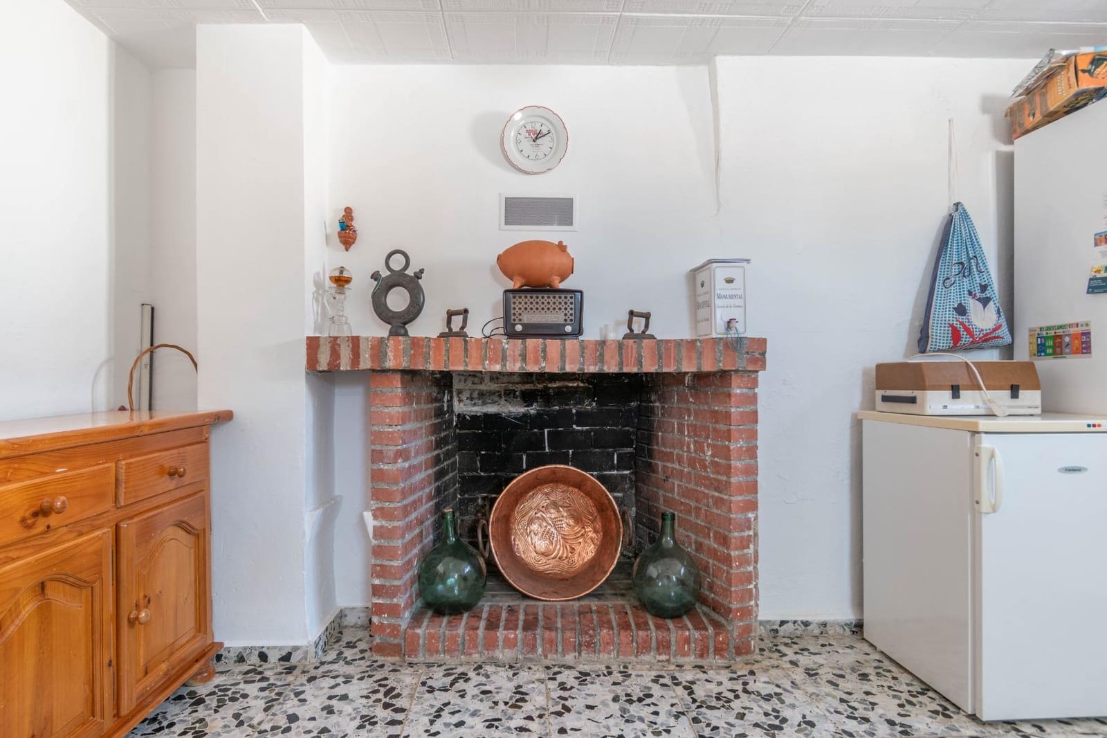 5 sypialnia Willa na sprzedaż w Otura z basenem - 310 000 € (Ref: 9434981)