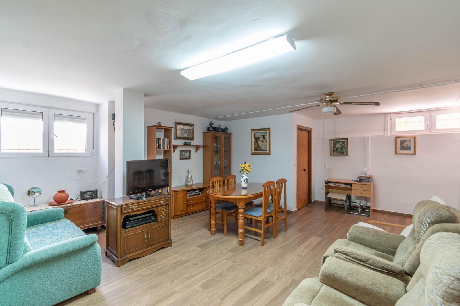 5 sypialnia Willa na sprzedaż w Otura z basenem - 310 000 € (Ref: 9434981)