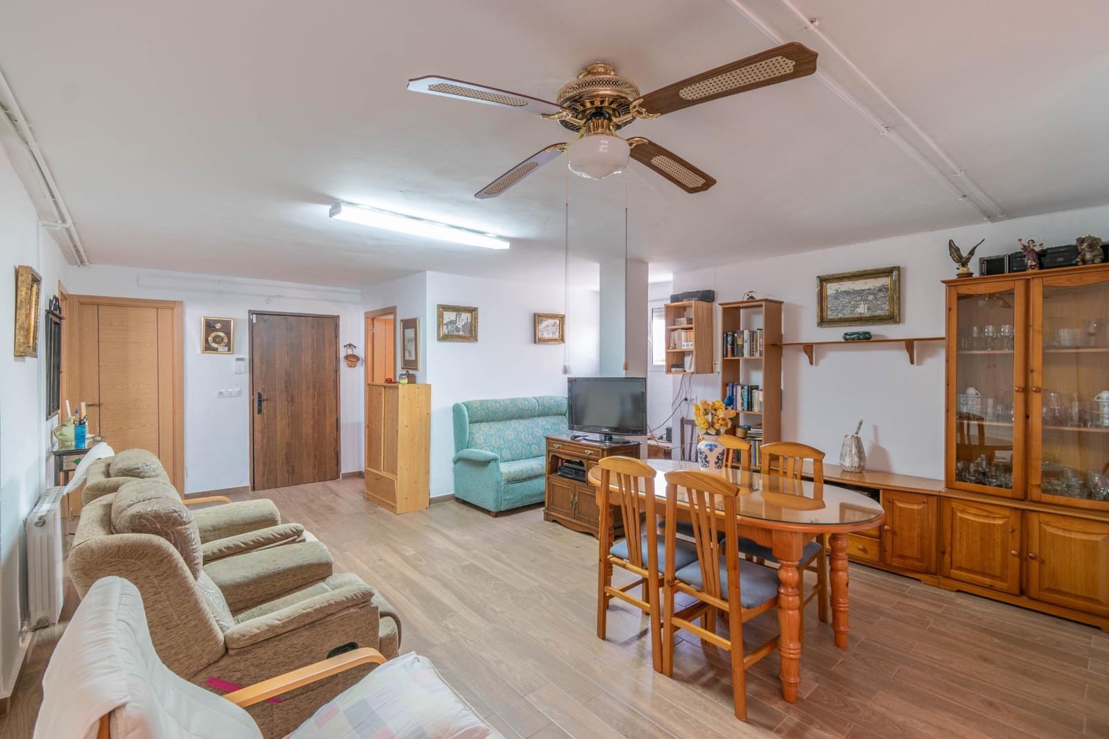 5 sypialnia Willa na sprzedaż w Otura z basenem - 310 000 € (Ref: 9434981)